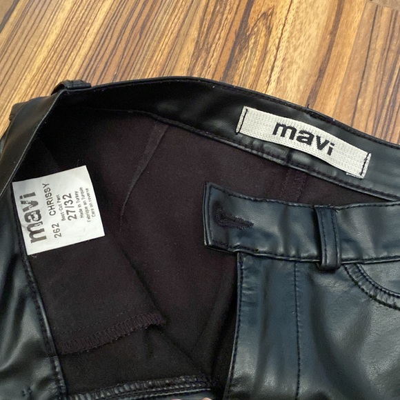 Mavi Capri faux leather pants - Picture 11 of 15